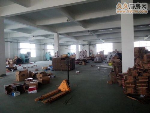 南京滨江开发区2550平方米厂房出租，配备天然气及机械设备，适用于食品厂